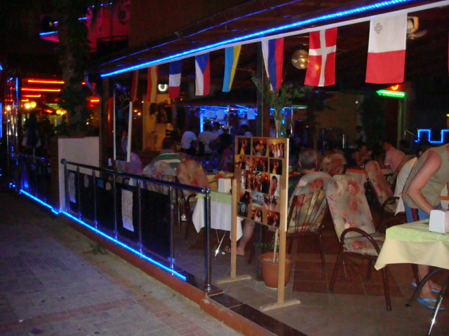 Kleopatra İkiz Otel